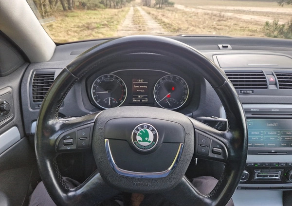 Skoda Octavia cena 25300 przebieg: 316550, rok produkcji 2009 z Siedliszcze małe 121